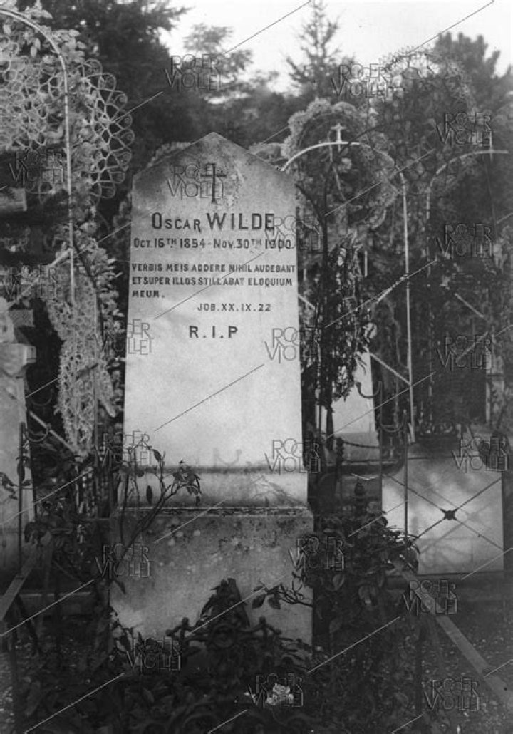 Defiant and Proud Even in Death: The curious Story of Oscar Wilde's Tomb